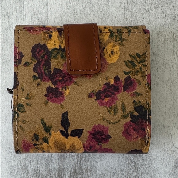 Patricia Nash Handbags - Patricia Nash Astra Antique Rose Floral  Leather Bi Fold Wallet Tan Purple
